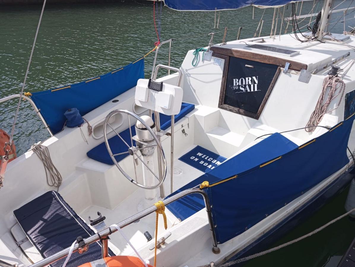 Lisbon Cosy Boat Hotel Eksteriør billede