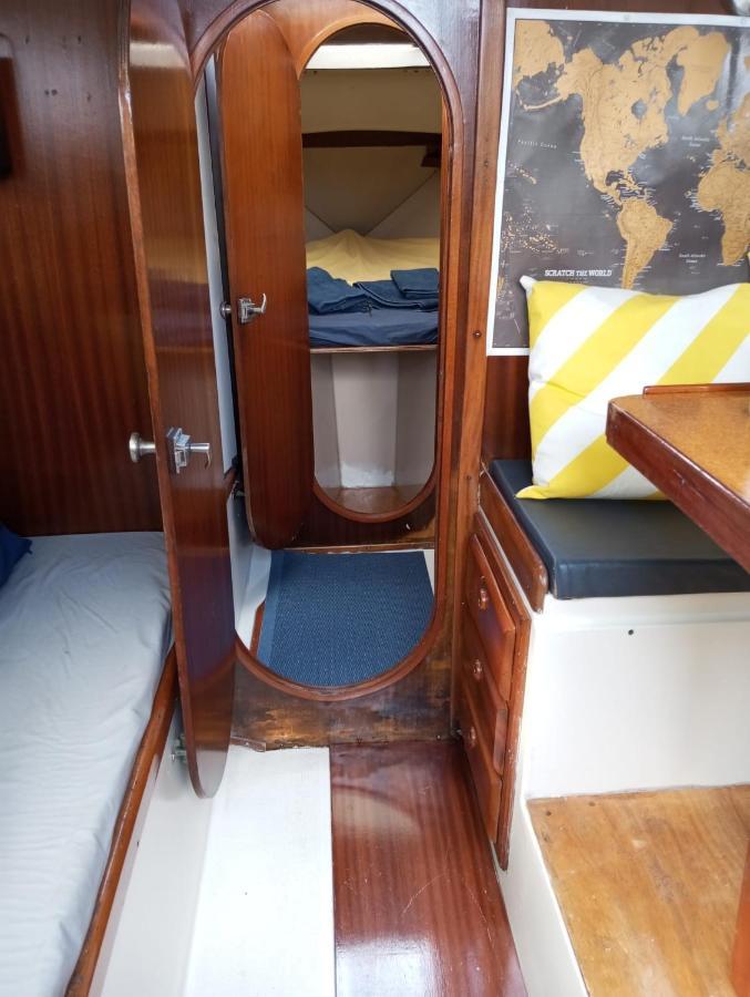 Lisbon Cosy Boat Hotel Eksteriør billede