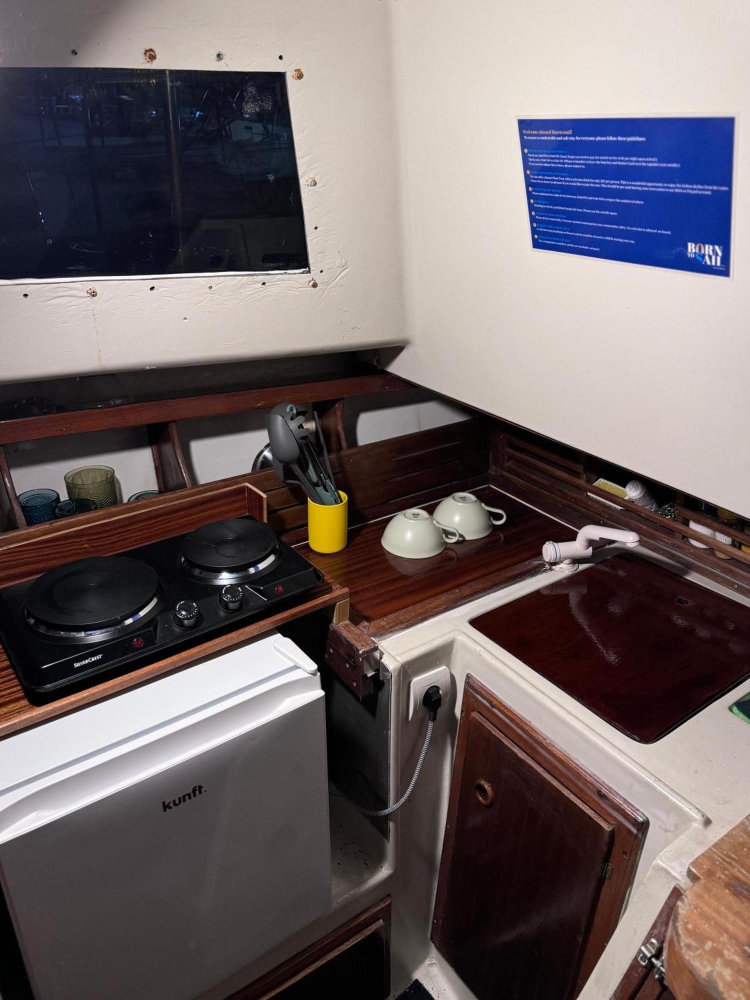 Lisbon Cosy Boat Hotel Eksteriør billede